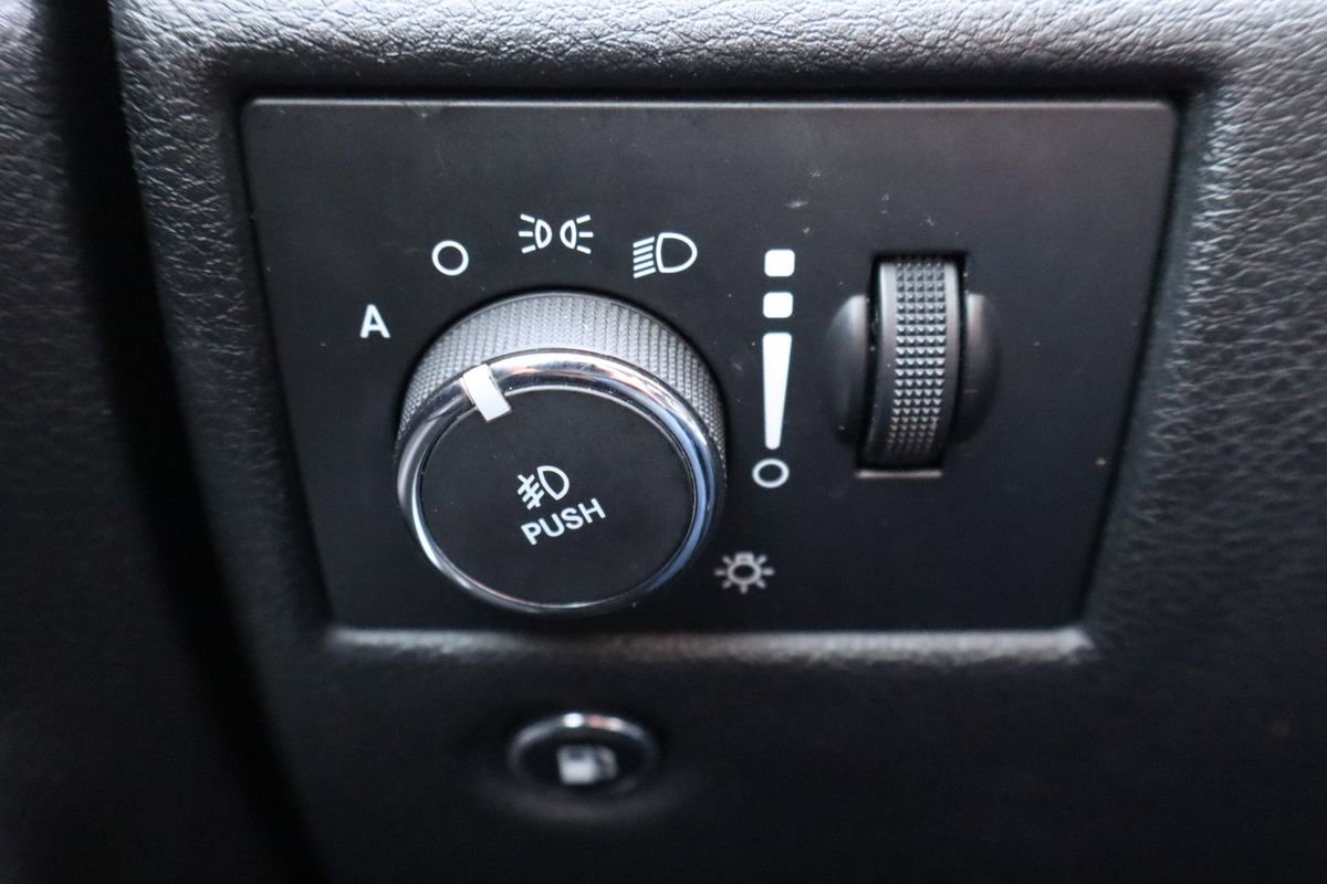 Used 2016 Jeep Grand Cherokee High Altitude image 29