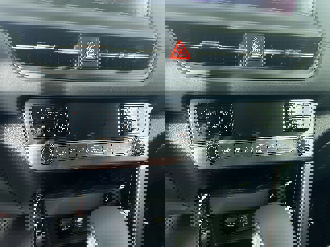 Certified 2024 Kia Seltos EX image 24