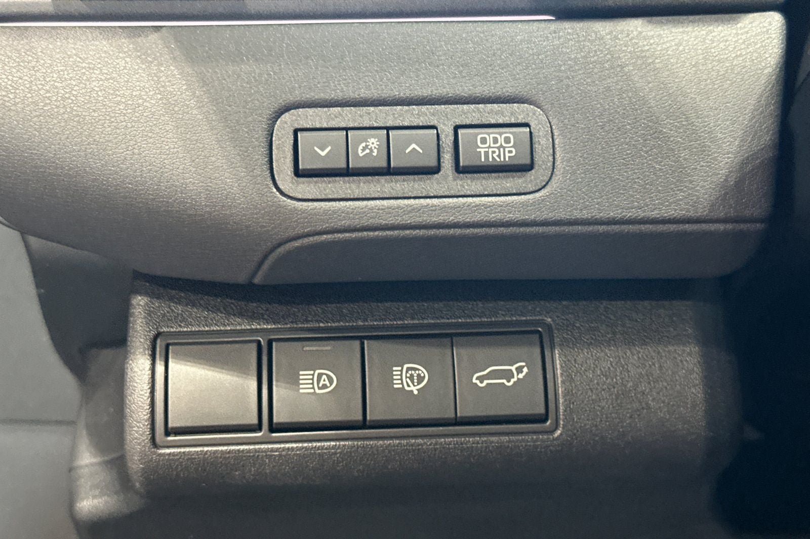 New 2026 Toyota C-HR AWD/4WD image 29