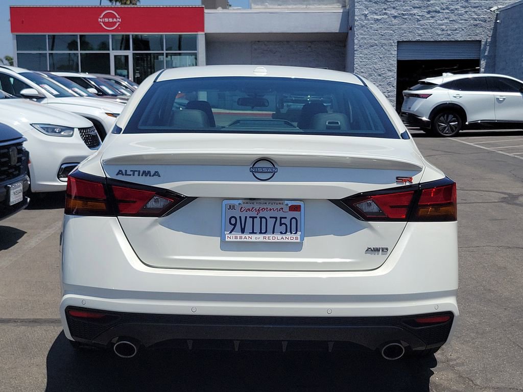 Used 2025 Nissan Altima 2.5 SR AWD/4WD image 31