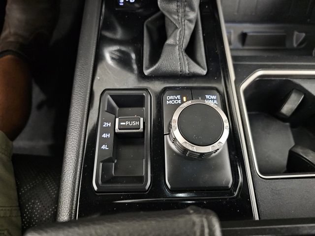 Used 2025 Toyota Tundra Limited AWD/4WD image 24
