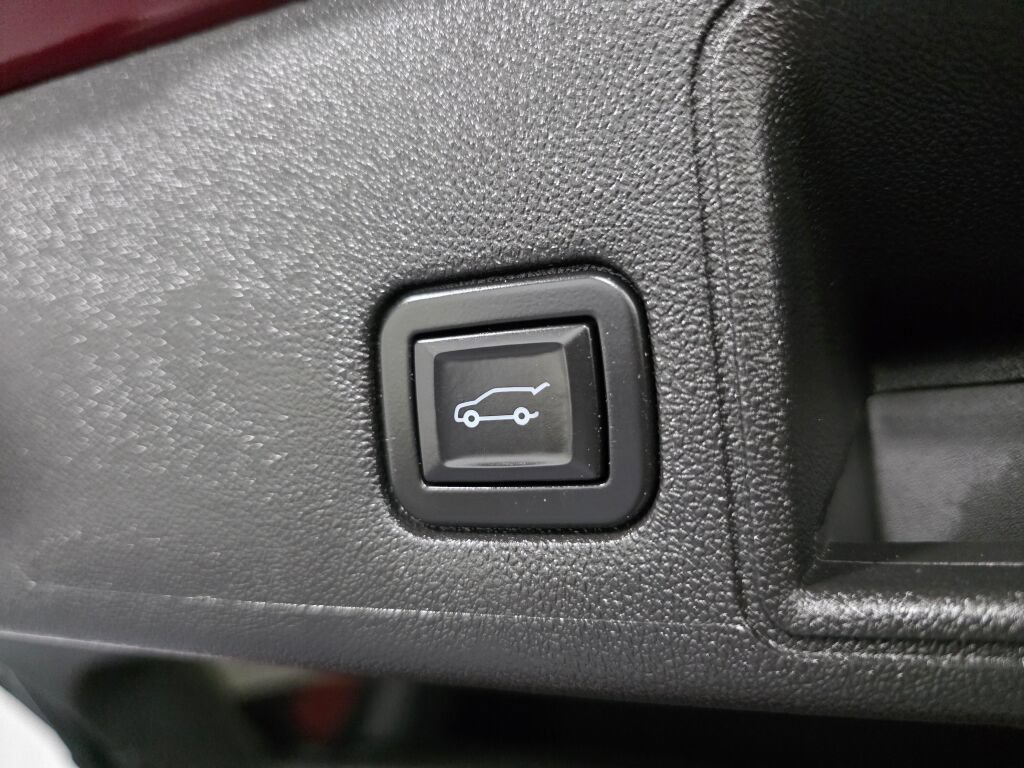 Used 2020 GMC Terrain SLT w/ Preferred Package AWD/4WD image 19