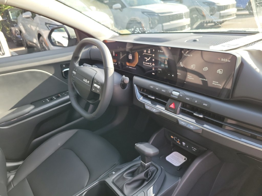 New 2026 Kia K4 EX FWD image 8