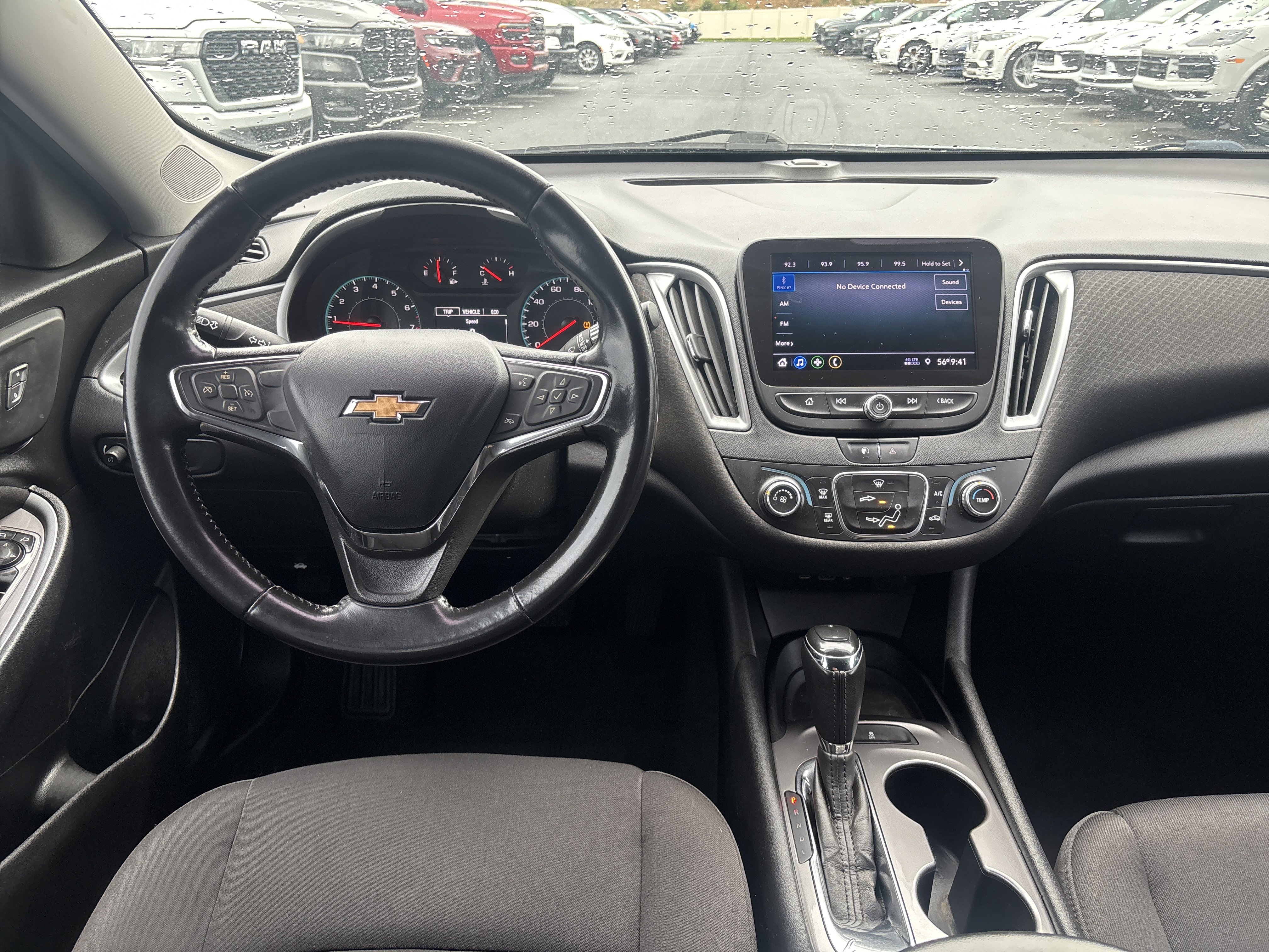 Used 2020 Chevrolet Malibu RS w/ LPO, Convenience Package 2 FWD image 2