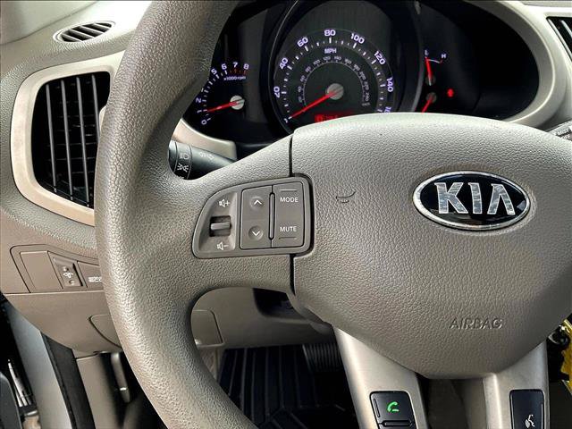 Used 2015 Kia Sportage LX FWD image 16