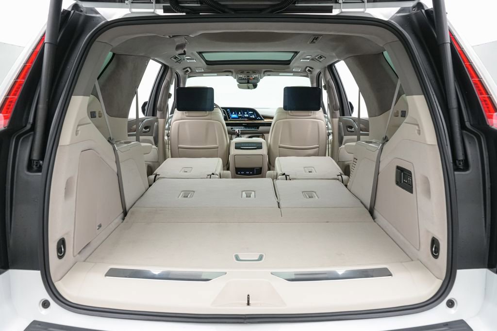 Used 2023 Cadillac Escalade Sport Platinum image 28