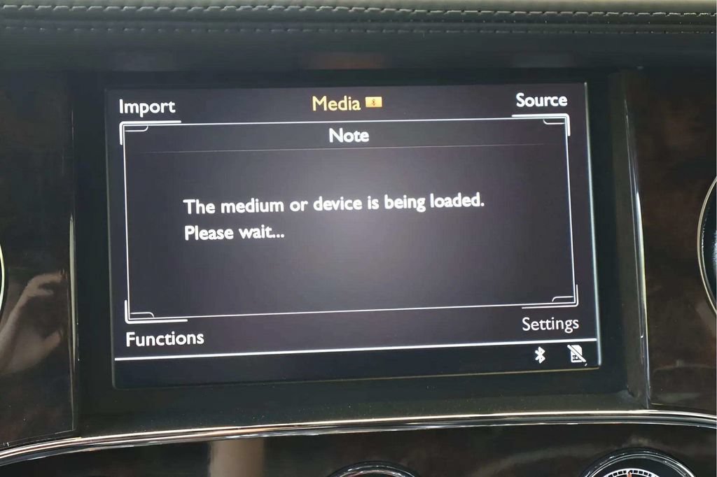 Used 2014 Bentley Mulsanne RWD image 25