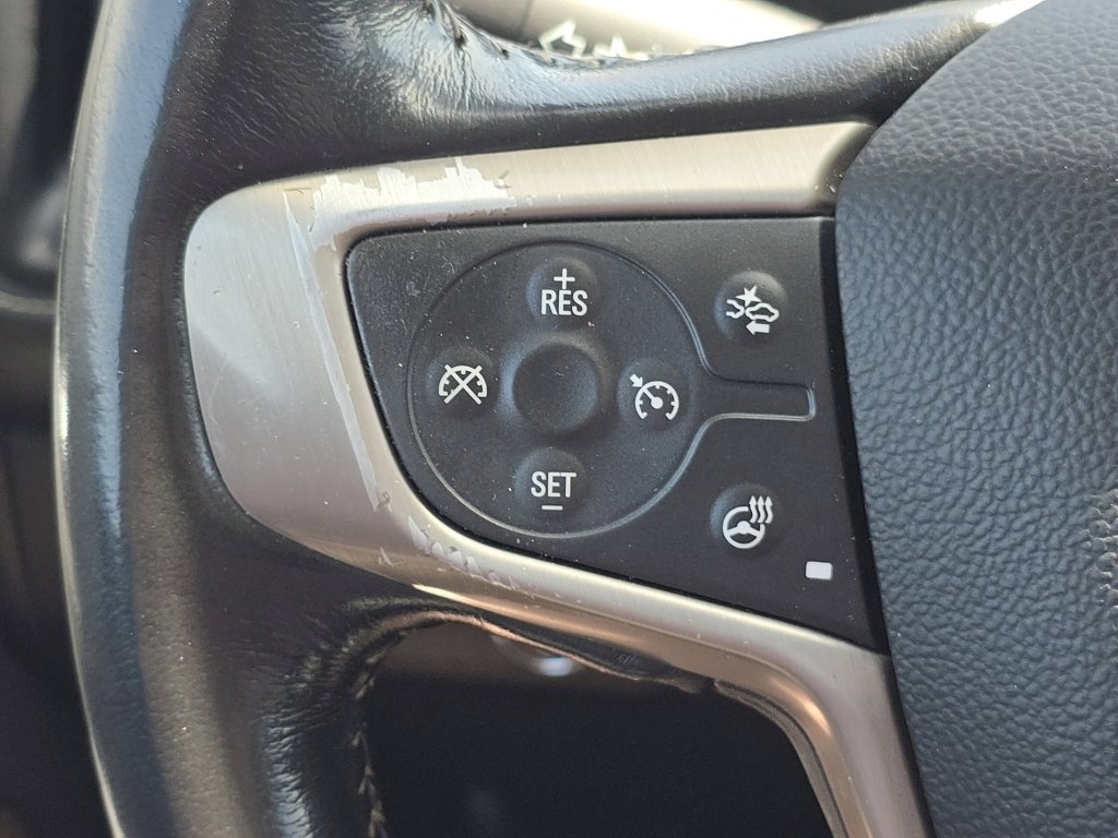 Used 2017 GMC Canyon Denali image 7