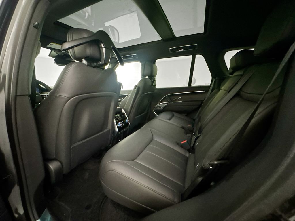 New 2026 Land Rover Range Rover SE AWD/4WD image 24
