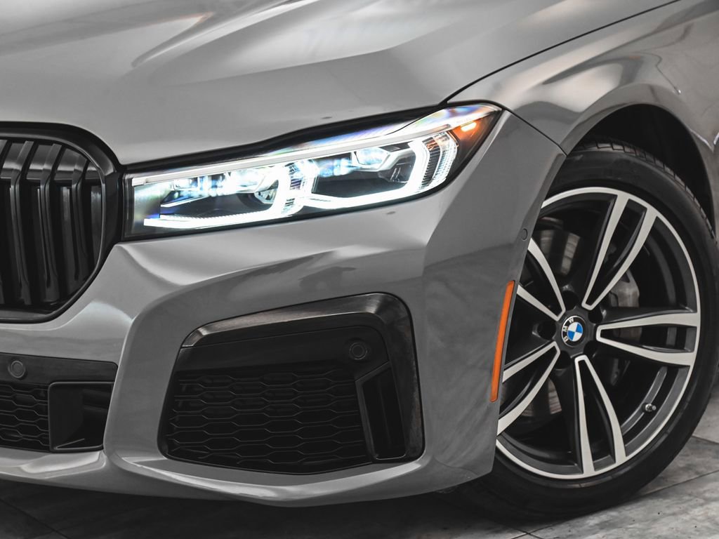 Used 2022 BMW 740i xDrive w/ M Sport Package image 44
