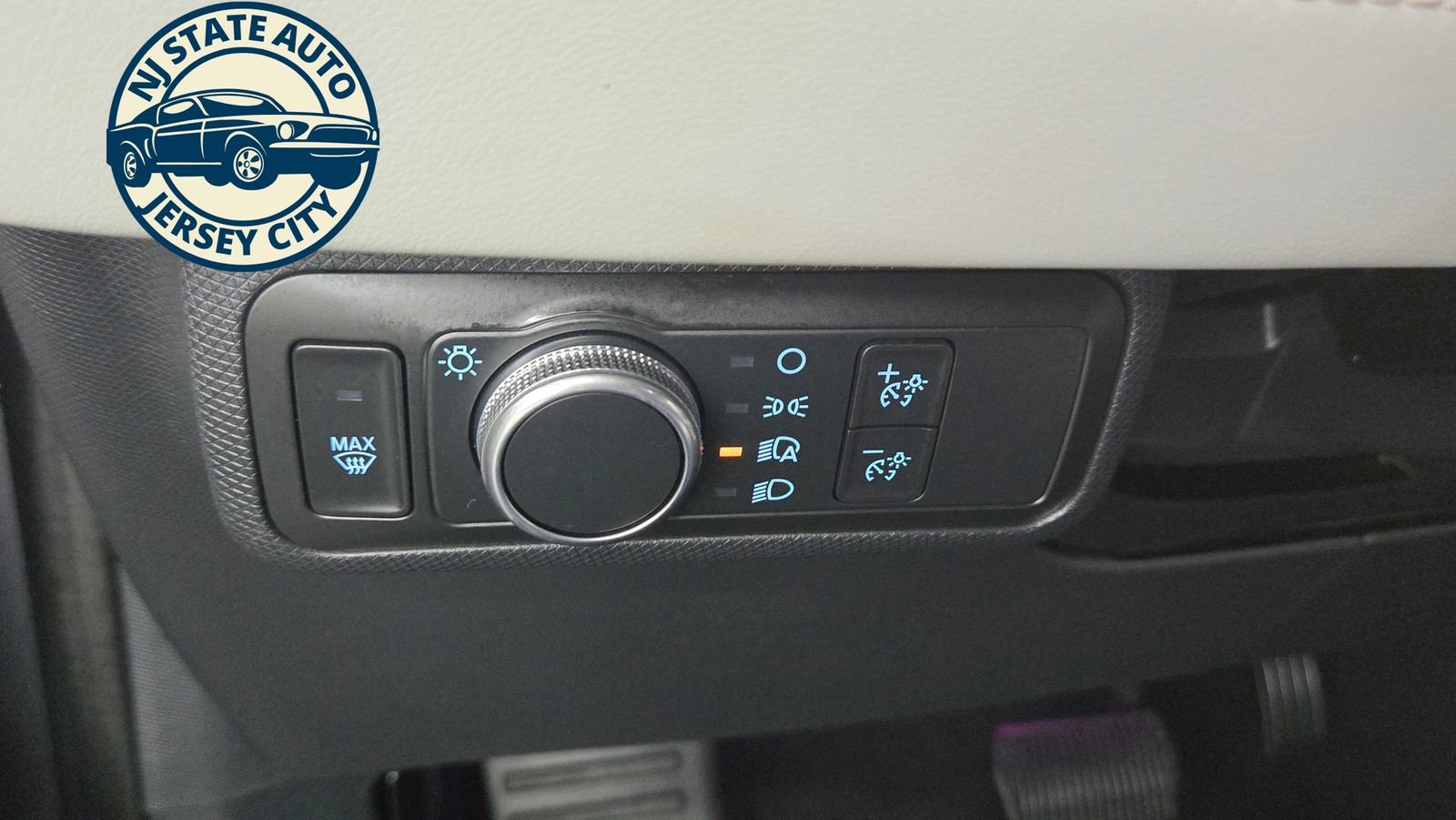Used 2021 Ford Mustang Mach-E Premium AWD/4WD image 26