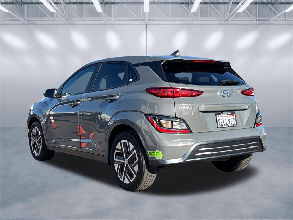 Used 2023 Hyundai Kona SEL image 4