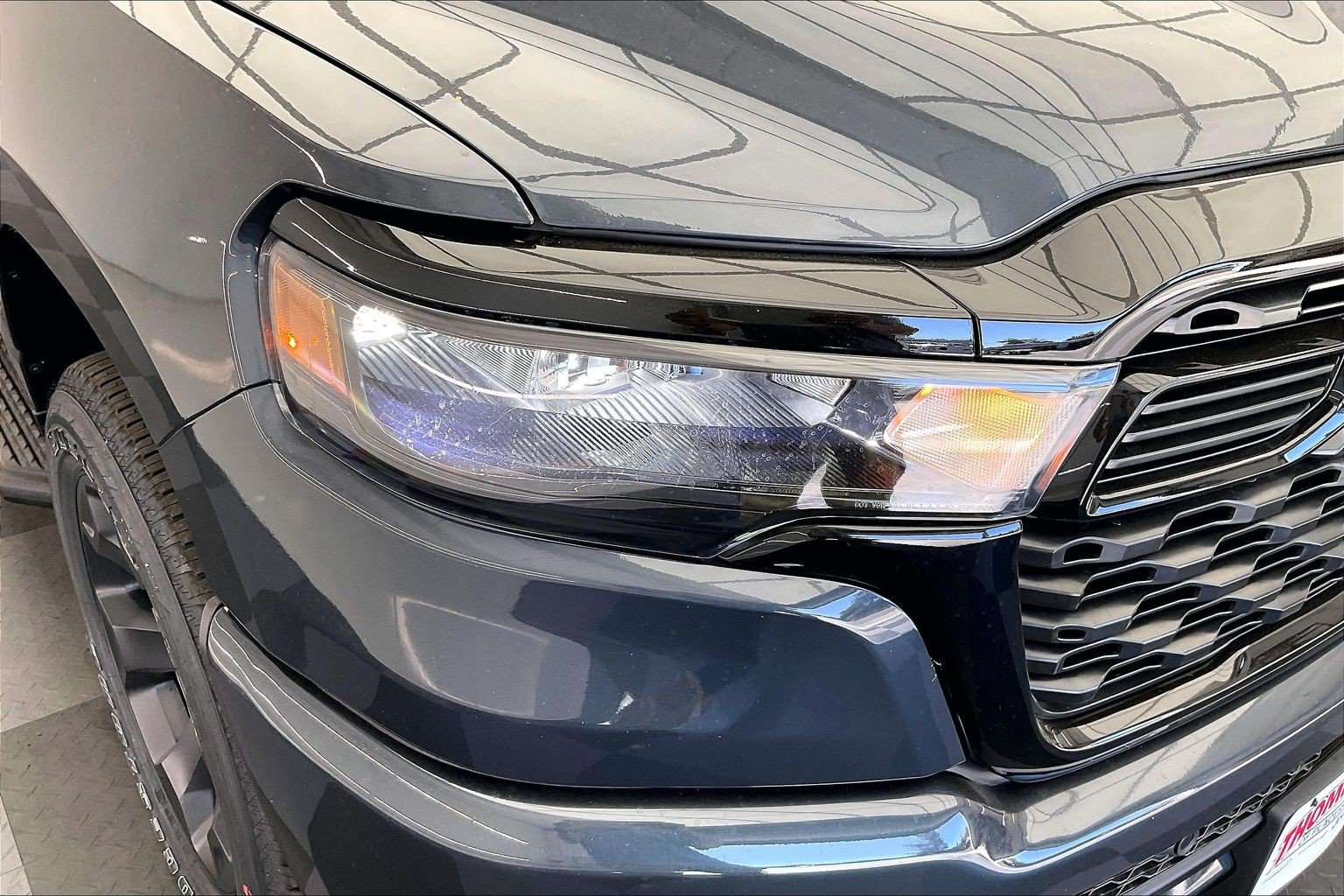 New 2026 RAM 1500 Express AWD/4WD image 15