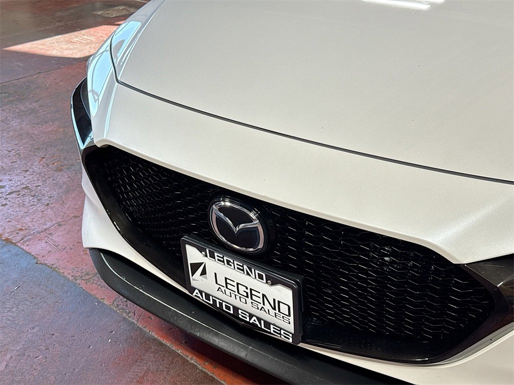 Used 2019 MAZDA MAZDA3 Hatchback w/ Preferred Package image 12