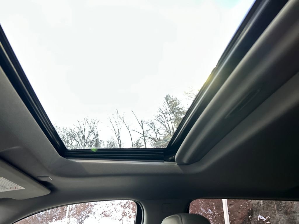 Used 2021 GMC Sierra 2500 Denali w/ Denali Ultimate Package image 15