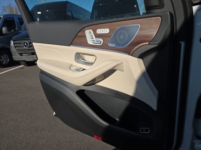 New 2026 Mercedes-Benz GLS 450 4MATIC image 23