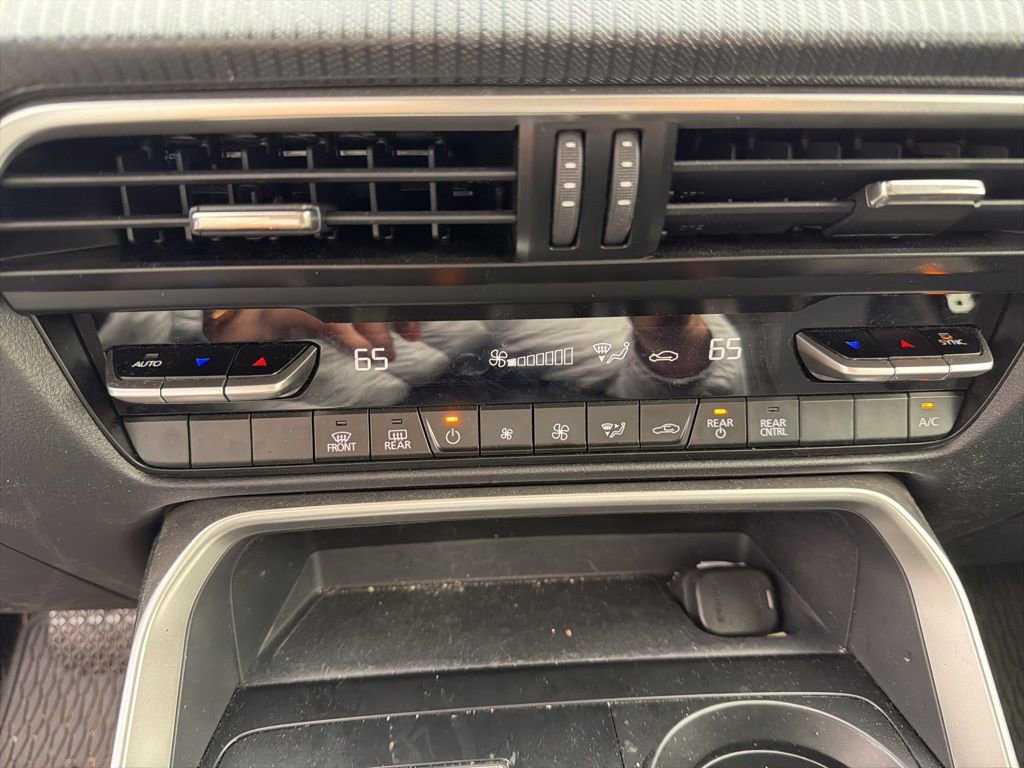 Used 2024 MAZDA CX-90 3.3 Turbo w/ Select Package image 23