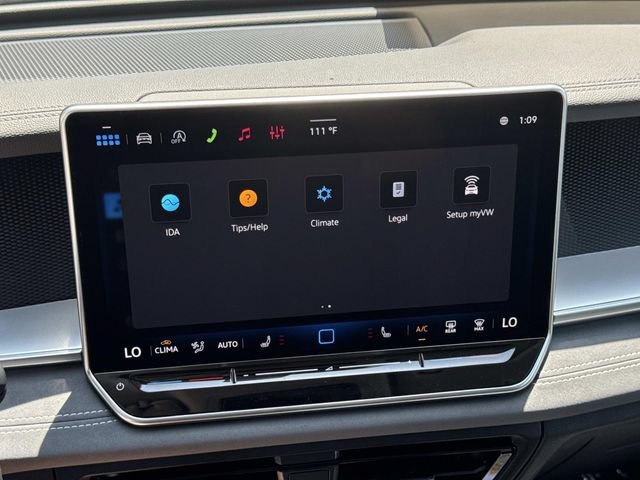 New 2026 Volkswagen Tiguan SE FWD image 12
