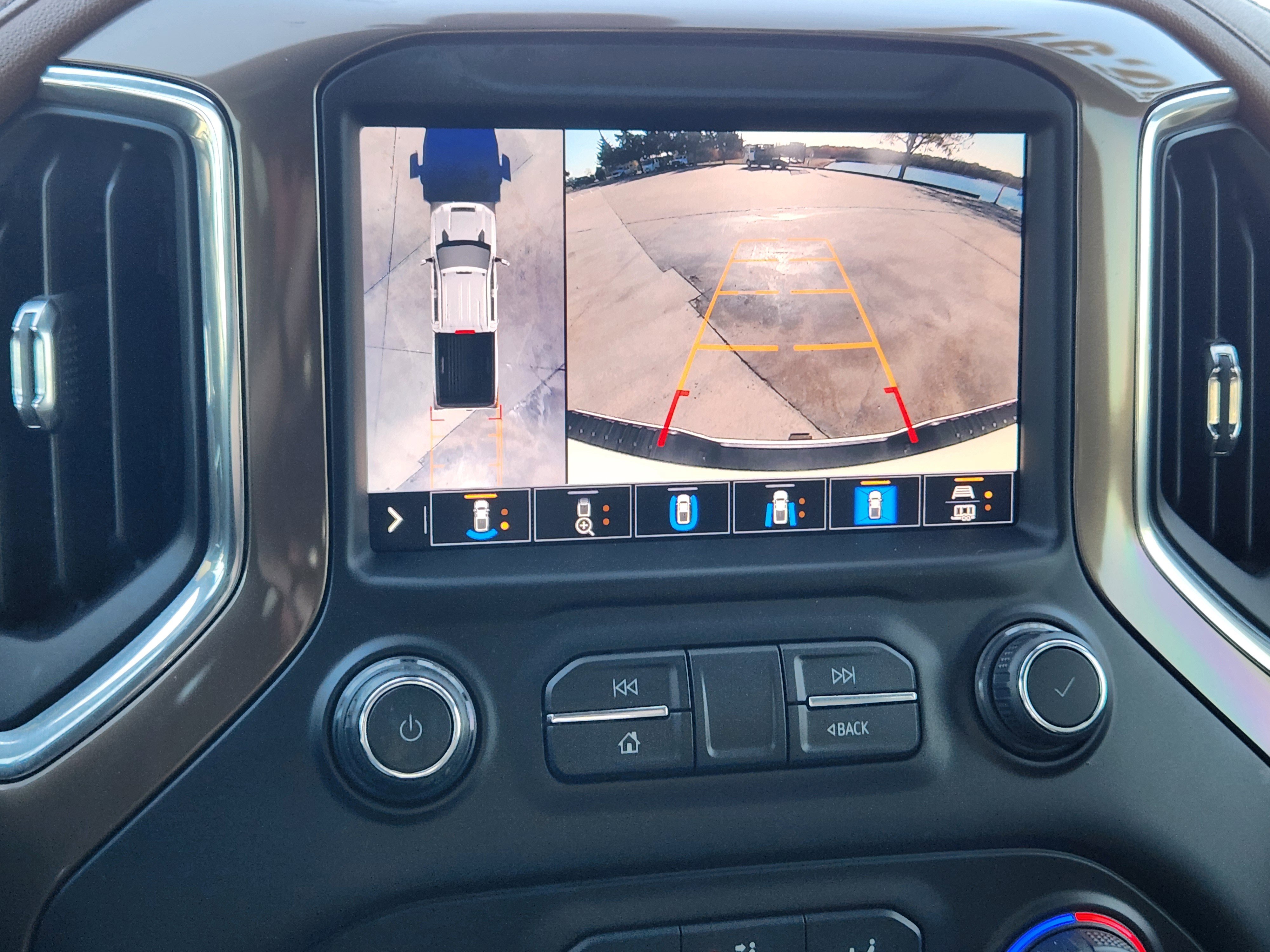 Certified 2020 Chevrolet Silverado 2500 High Country w/ Technology Package image 18