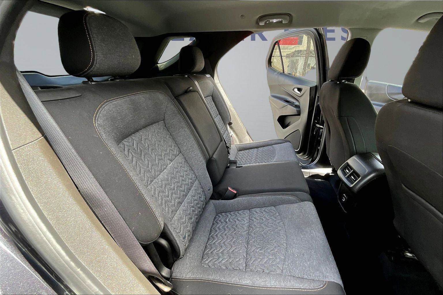 Used 2022 Chevrolet Equinox LT image 24