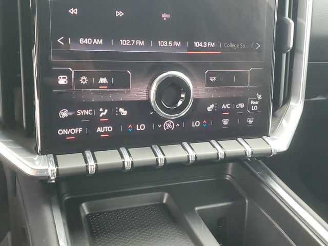 Used 2025 GMC Acadia Elevation FWD image 31