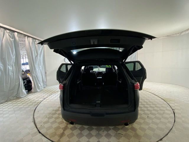 Certified 2023 Chevrolet Traverse RS image 30