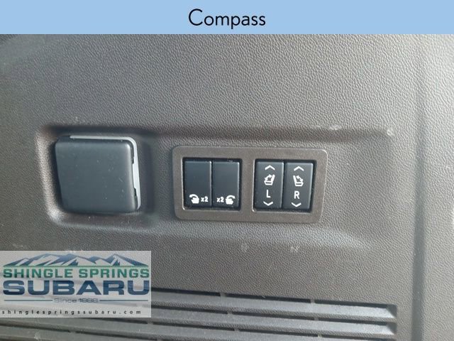 Used 2022 GMC Yukon XL SLT w/ SLT Luxury Package AWD/4WD image 38