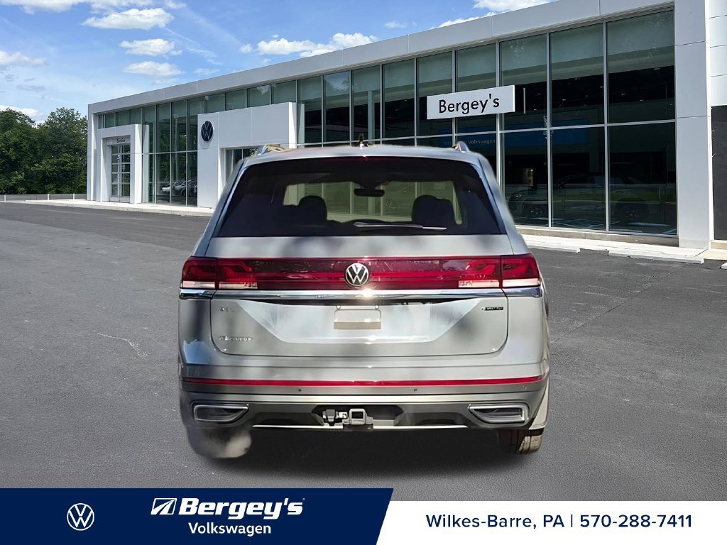 Certified 2026 Volkswagen Atlas SEL AWD/4WD image 8