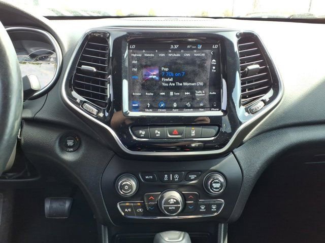Used 2019 Jeep Cherokee High Altitude image 9