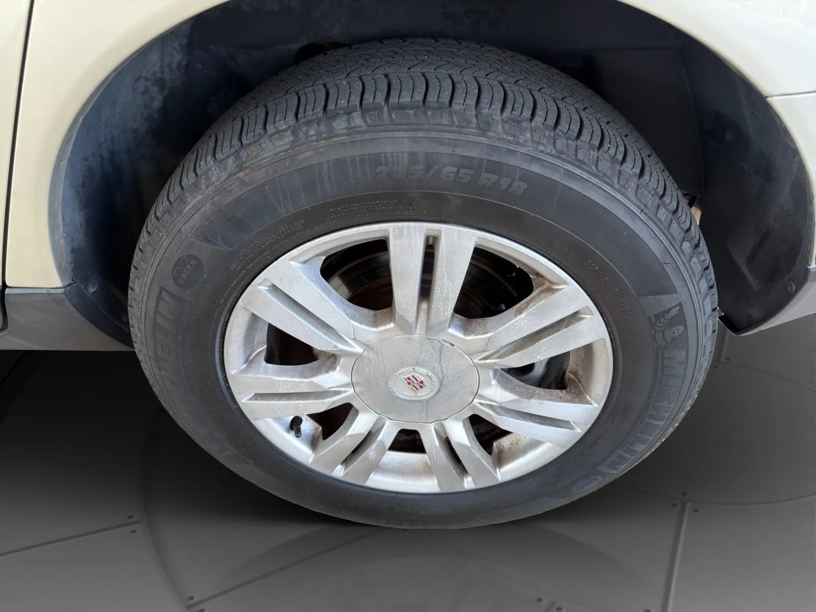 Used 2013 Cadillac SRX Luxury AWD/4WD image 22