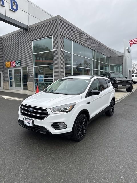 Used 2017 Ford Escape SE w/ SE Sport Appearance Package