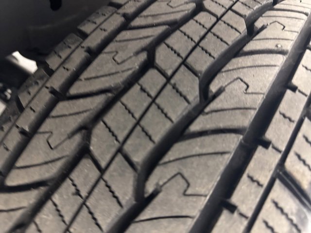 Used 2025 Chevrolet Silverado 1500 LT image 38