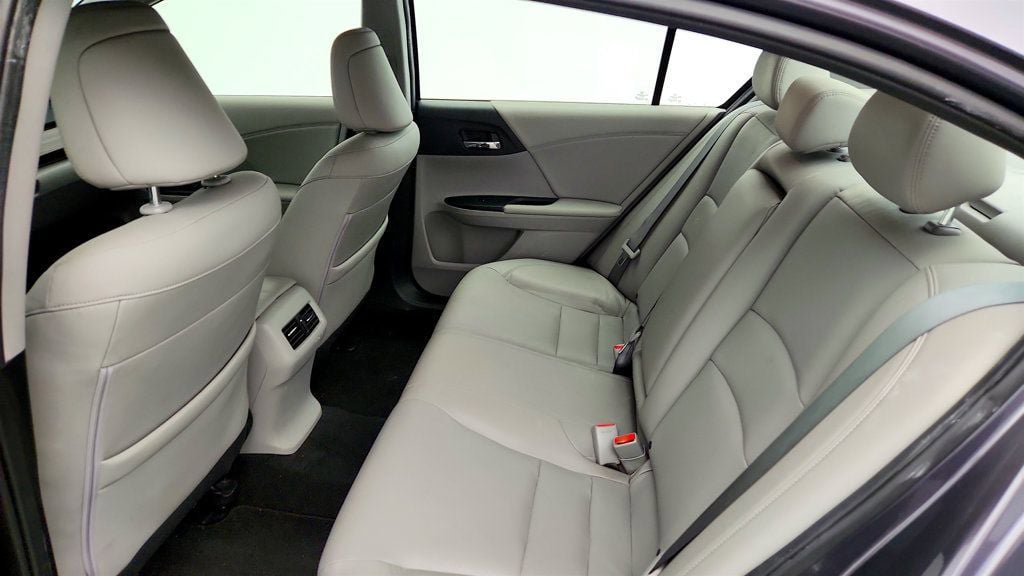 Used 2016 Honda Accord EX-L image 21