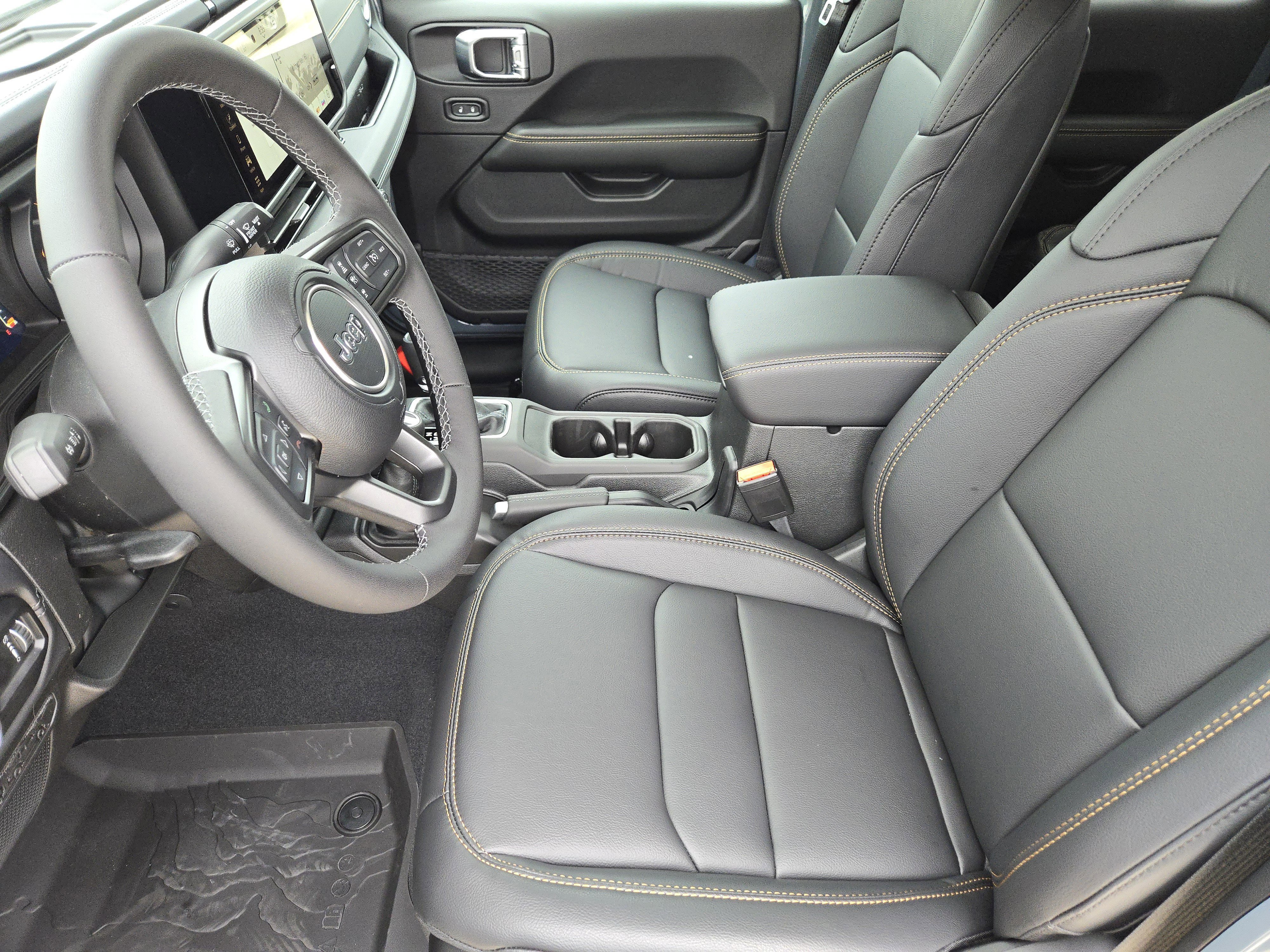 New 2026 Jeep Gladiator Sport AWD/4WD image 11