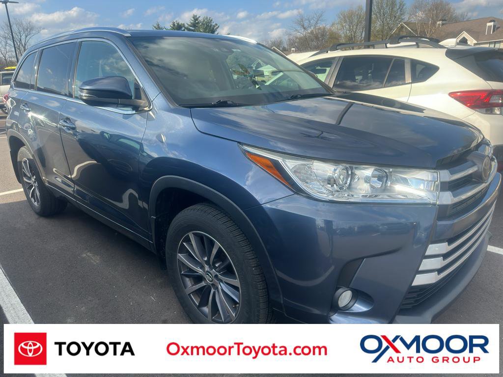 Used 2018 Toyota Highlander XLE video 1
