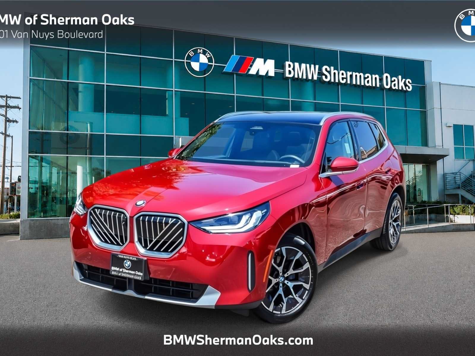 Used 2025 BMW X3 xDrive30i w/ Premium Package AWD/4WD video 1
