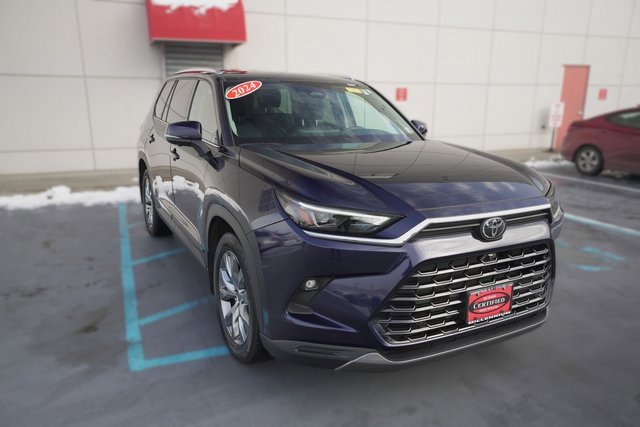 Used 2024 Toyota Grand Highlander Limited image 2