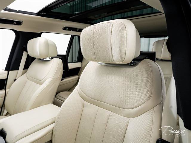 Used 2025 Land Rover Range Rover Autobiography AWD/4WD image 28