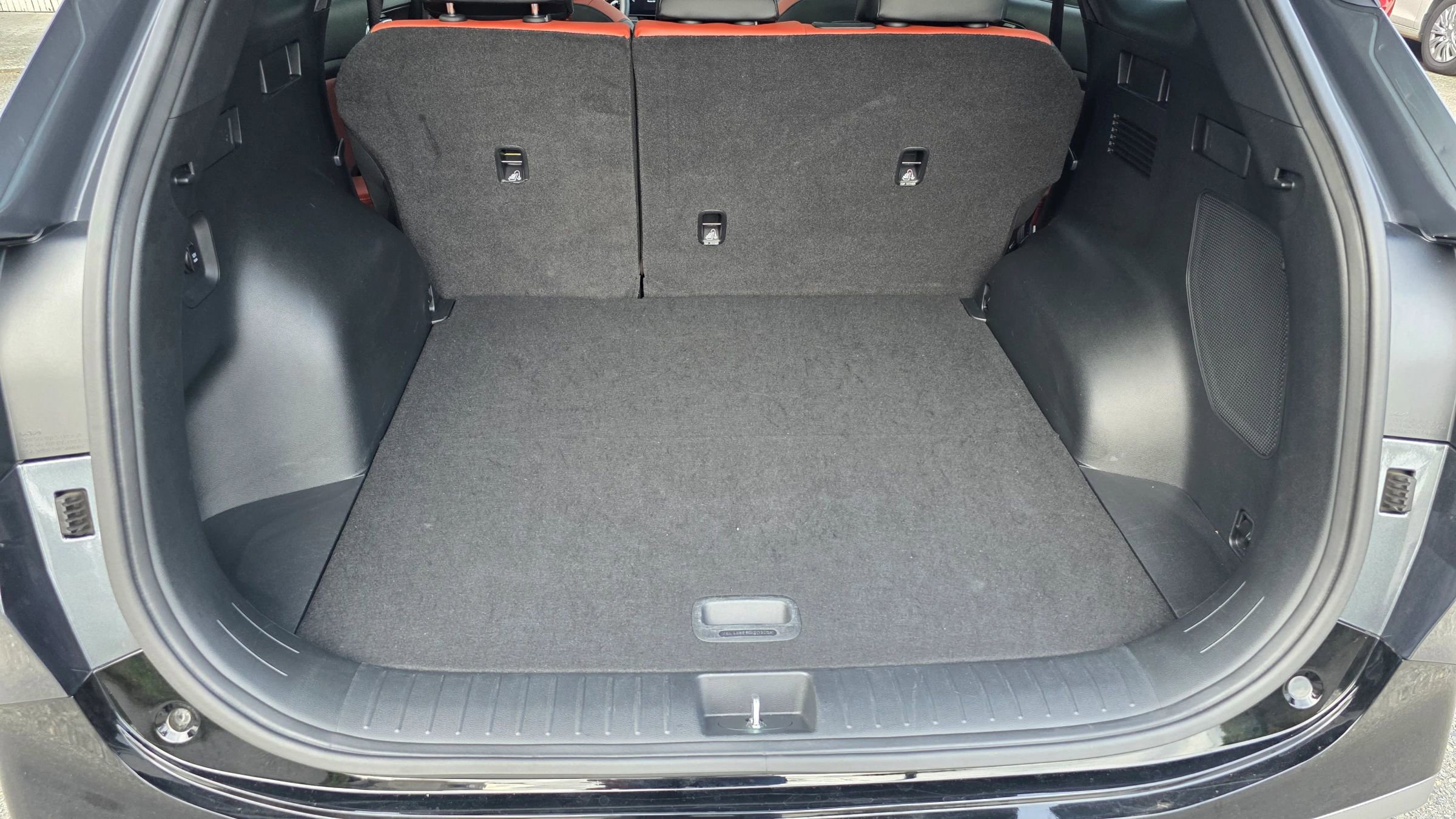 Used 2023 Kia Sportage SX image 22