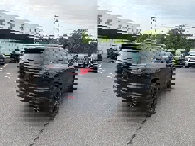 New 2026 GMC Acadia Elevation w/ Black Edition image 7