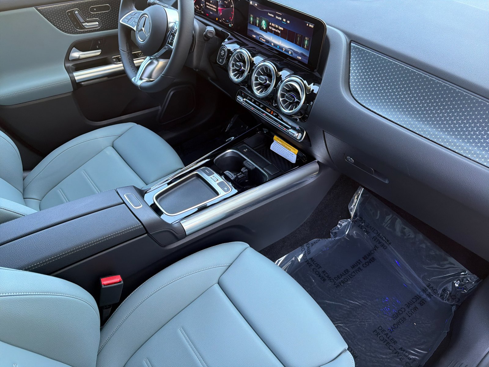 New 2026 Mercedes-Benz GLA 250 4MATIC image 15
