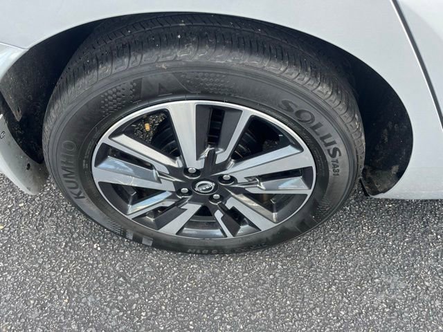 Used 2024 Nissan Versa S w/ S Plus Package image 23