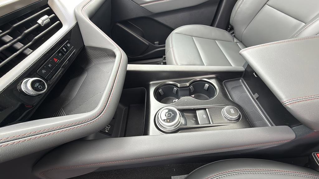 New 2026 Ford Explorer Active w/ Active Comfort Package image 27