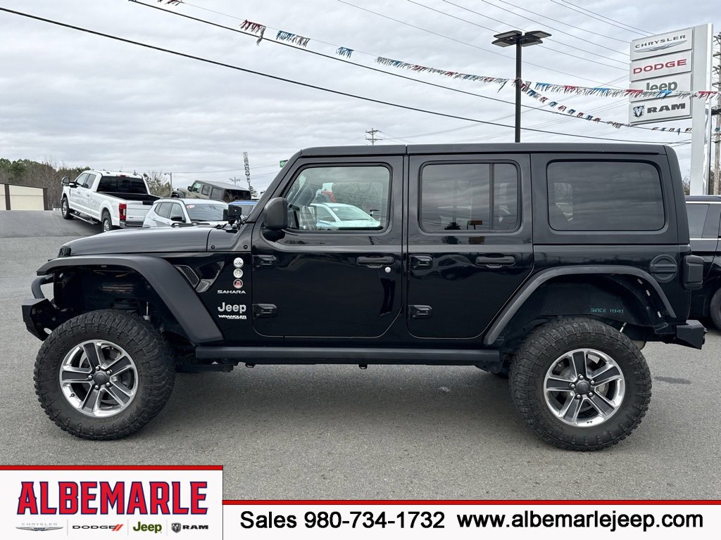 Used 2019 Jeep Wrangler Unlimited Sahara w/ Cold Weather Group image 8