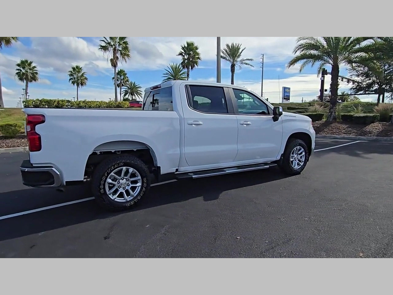 New 2026 Chevrolet Silverado 1500 LT w/ Safety Package RWD image 17