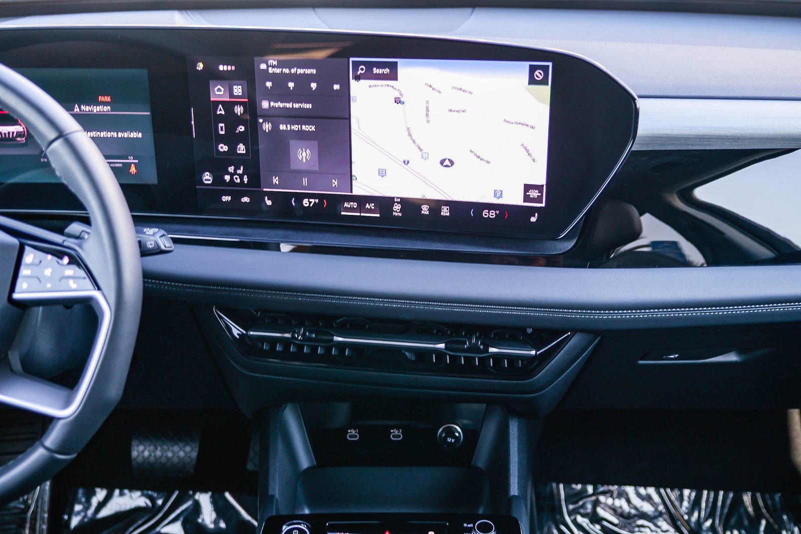 Certified 2025 Audi Q6 e-tron Premium w/ Convenience Package image 14