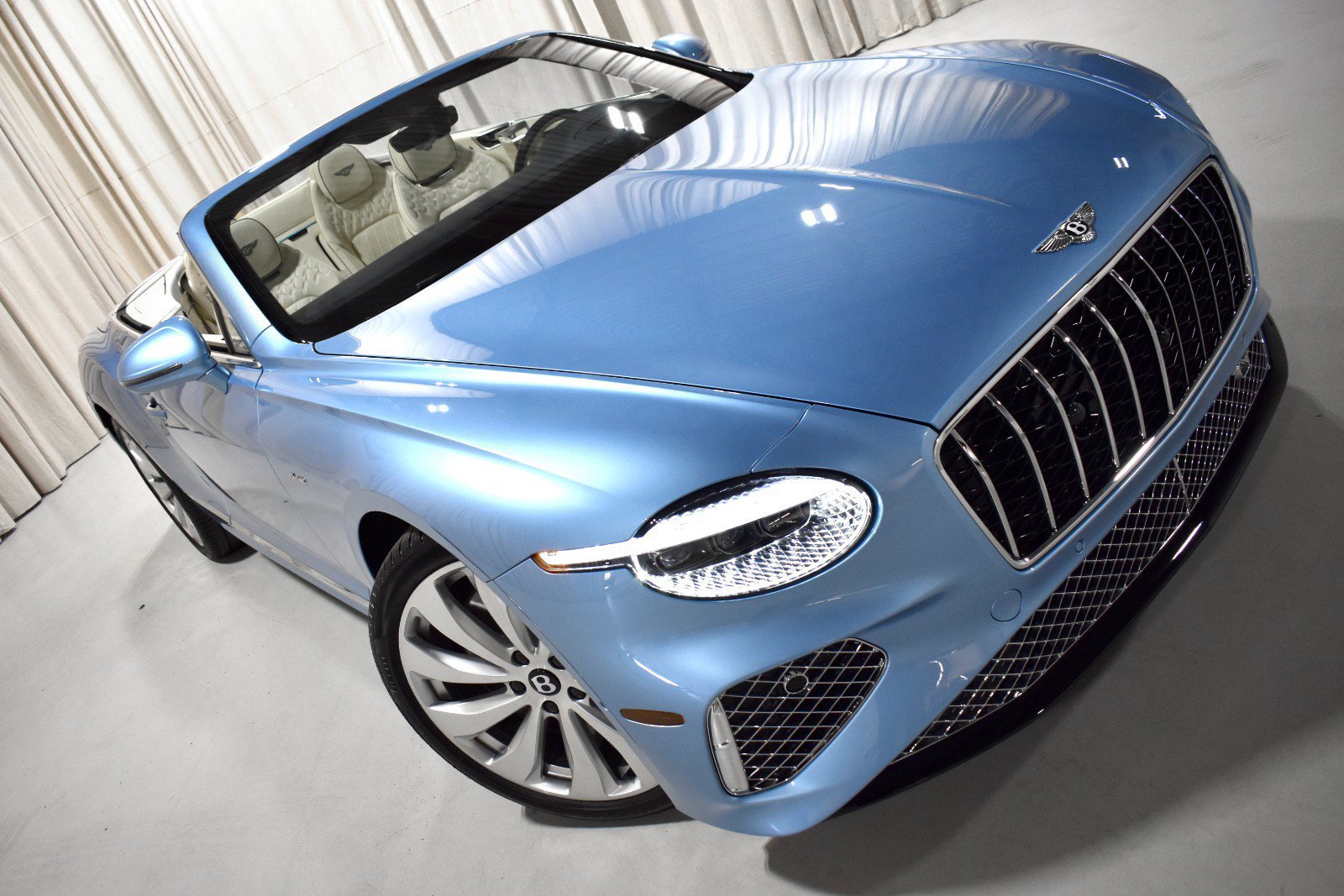 New 2026 Bentley Continental GT AWD/4WD image 13