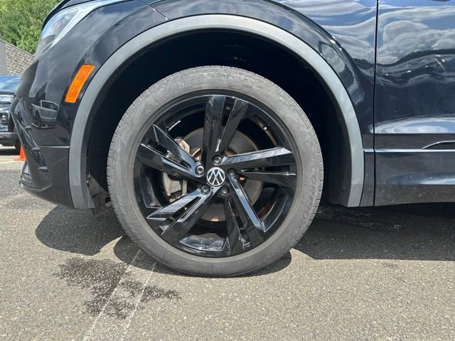 Used 2023 Volkswagen Tiguan SE R-Line AWD/4WD image 37
