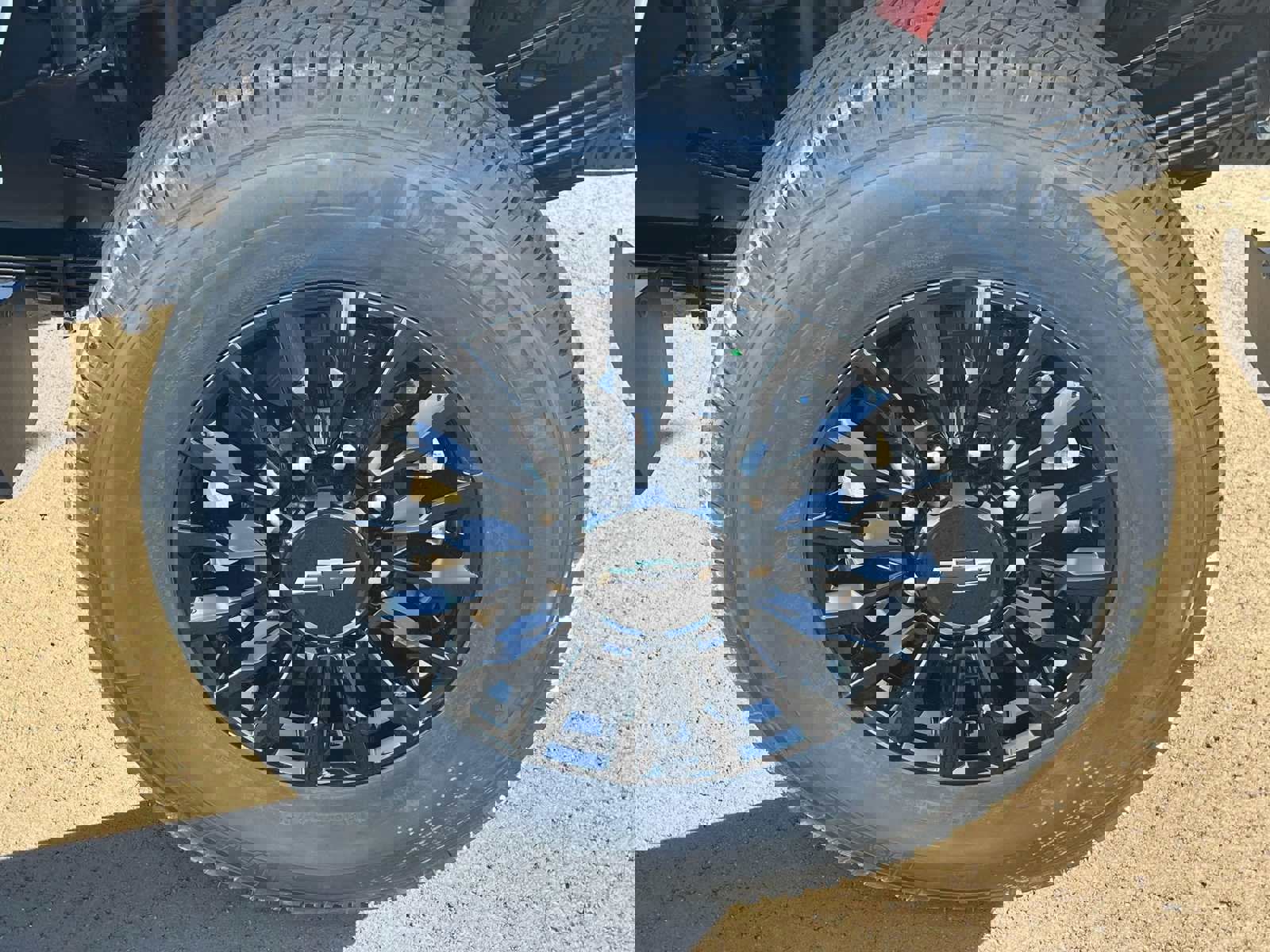 New 2025 Chevrolet Silverado 3500 LT image 6