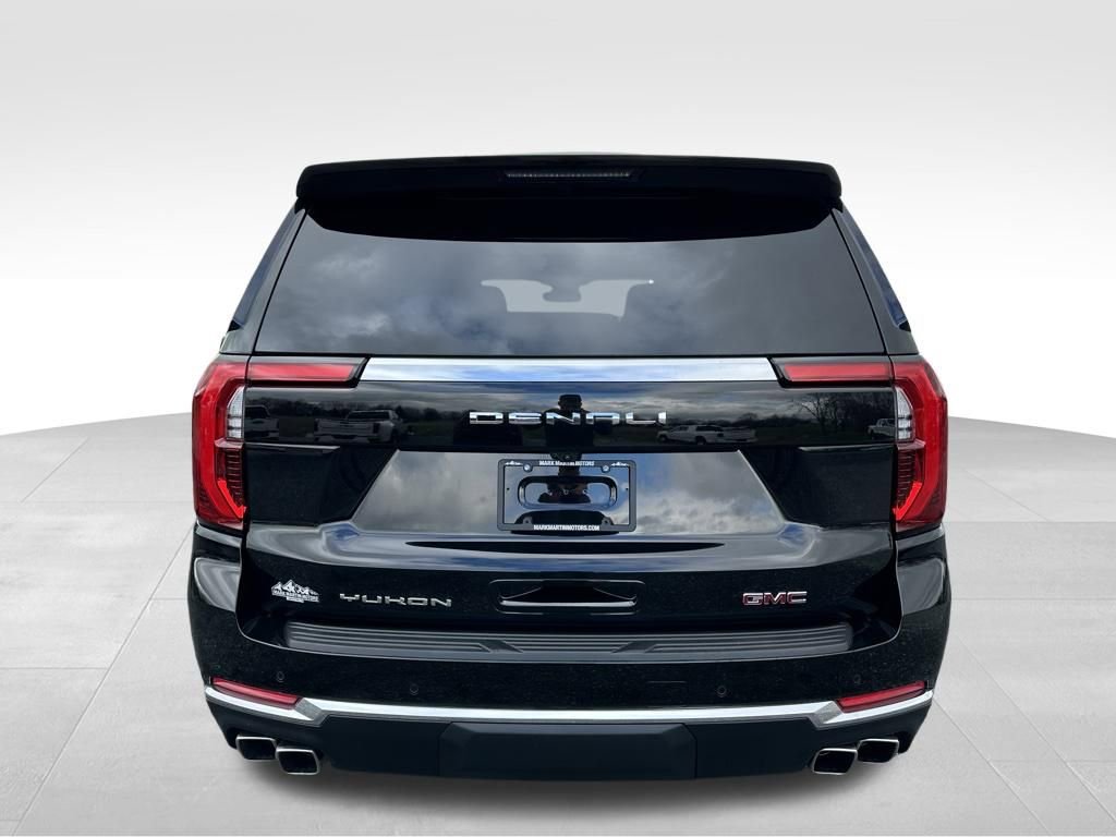 Used 2025 GMC Yukon Denali w/ Sun & Power Step Package image 19